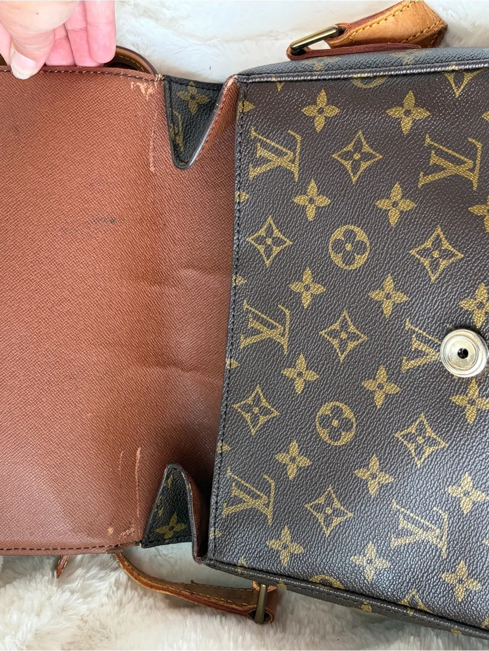 Authentic Louis Vuitton Brown Monogram Saint Cloud GM Crossbody Bag